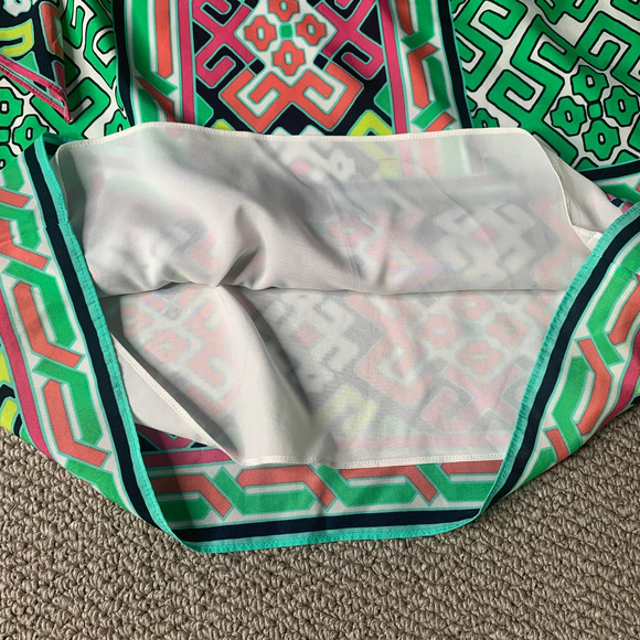 Crown & Ivy Womens Dress Size 4P Green Pink Geometric Kimono Sleeves Shift Work - Picture 5 of 11